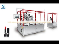 Una máquina de llenado de lápiz labial de silicona con un diseño de agarre patentado.