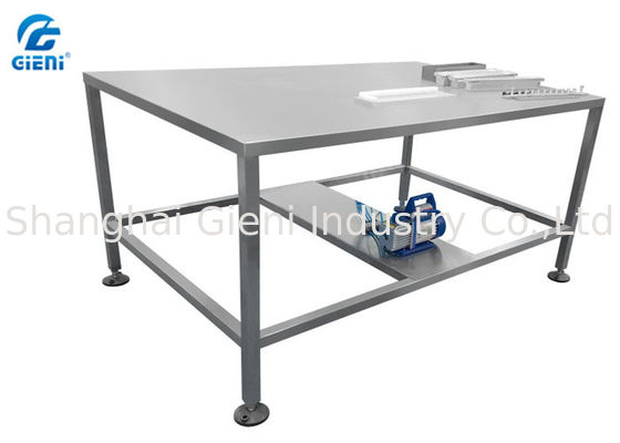 Molde simple de la barra de labios del vacío de la operación que lanza la plataforma, usada con la máquina de rellenar de la barra de labios