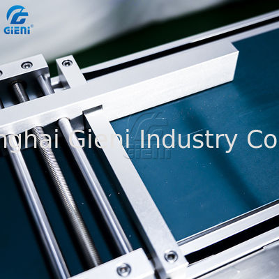 máquina de rellenar del polvo flojo del cosmético del control del PLC 900pcs/H con la tolva 25L