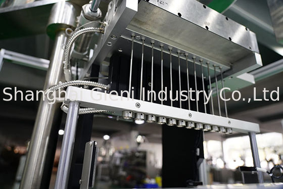 Línea de producción automática completa de la máquina tapadora de llenado del rimel del brillo del labio del robot de ABB