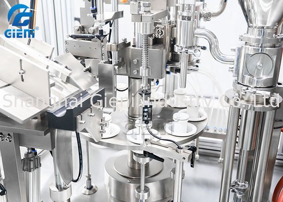 servo de aislamiento de relleno de la máquina del tubo del lustre del labio de 40ppm 250ml conducido