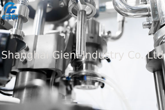 Máquina de rellenar del tubo cosmético de la circulación del agua de SUS316L 2400pcs/H