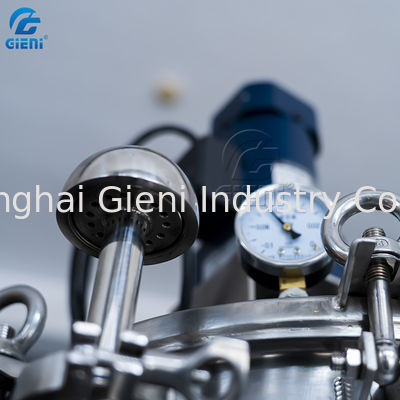 máquina de rellenar cosmética de la crema del lápiz corrector de 45pcs/Min 100ml con la elevación de la boca