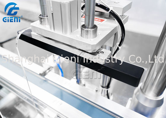 SUS304 12 equipa con inyector el relleno impulsado por motor del pistón del llenador del rimel