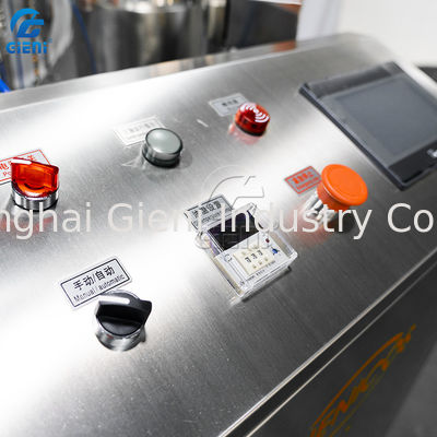 La máquina de alta velocidad 10kgs de la prensa del polvo del maquillaje de 2.2kw 50L engrasa el dispositivo de rociadura