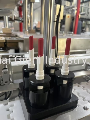 Un buen precio. Máquina de llenado de lápiz labial de volumen de tanque de 20L para lápiz labial a granel 2 boquillas y material de llenado en línea